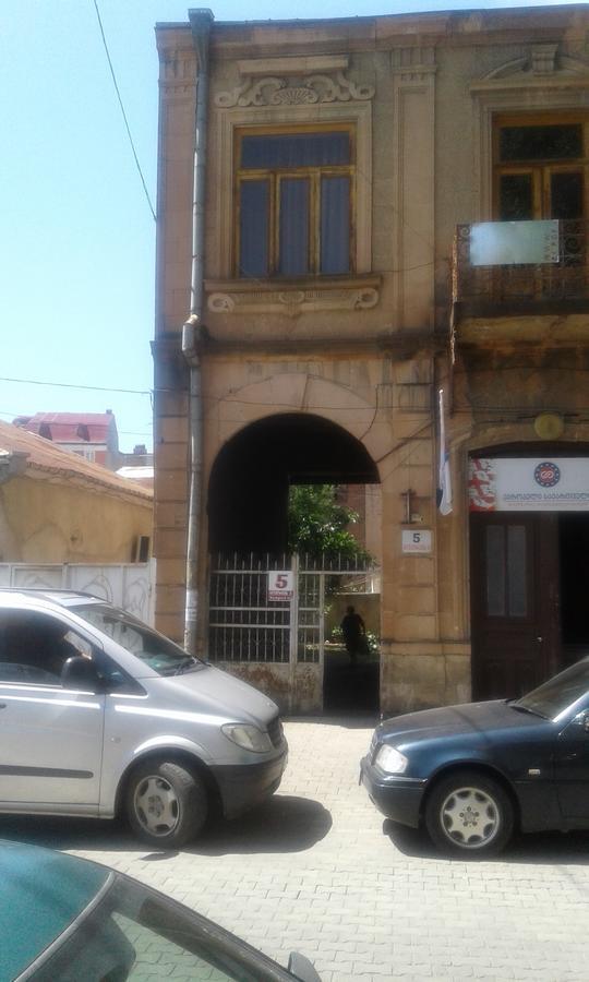 Apartamento Centr Kutaisi Exterior foto