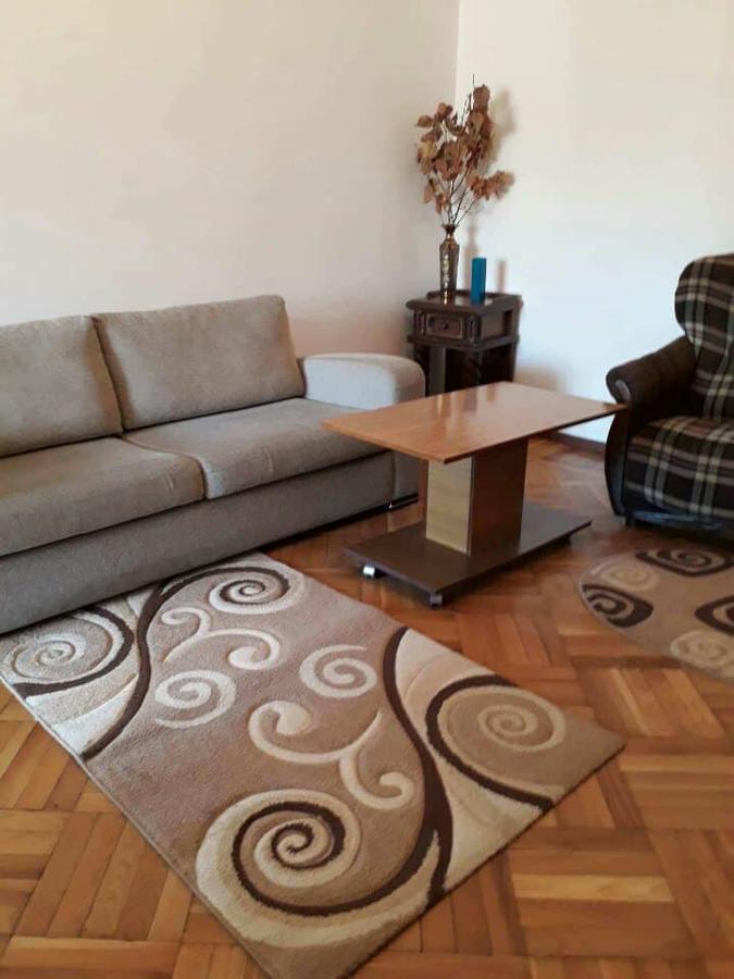 Apartamento Centr Kutaisi Exterior foto